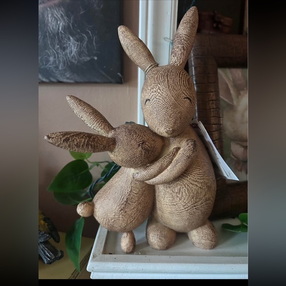 New Farmhouse Rachel Ashwell Rustic Brown Hugging Bunny Pair Home Art Sculpture